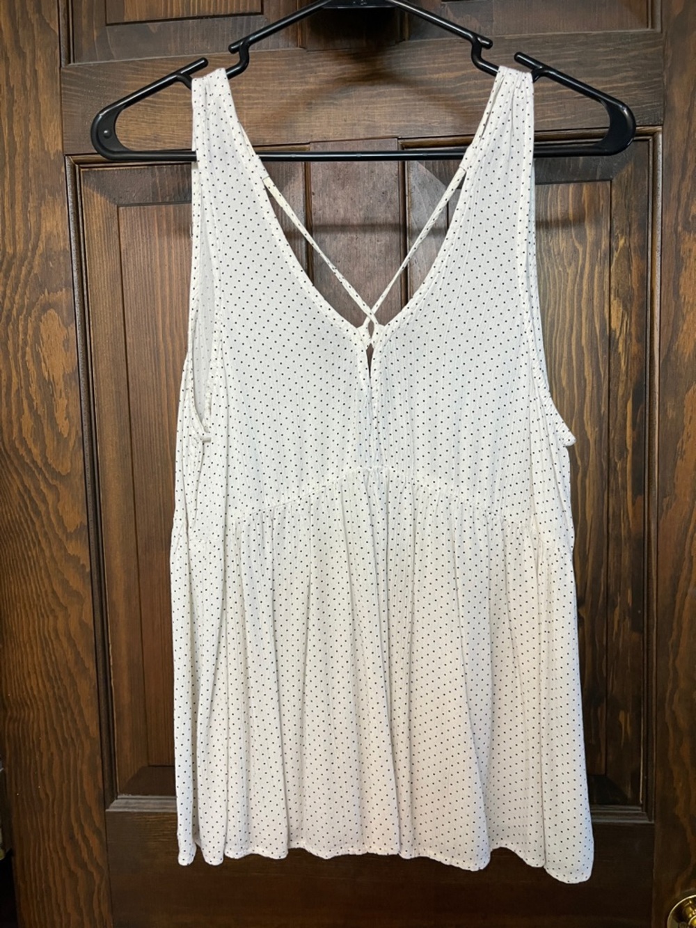 White Sleeveless Polka Dot V-Neck Tank
